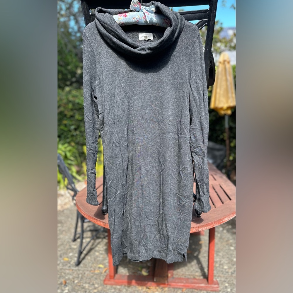 Lou and Grey Cowl-neck long sleeved dress Small gently worn